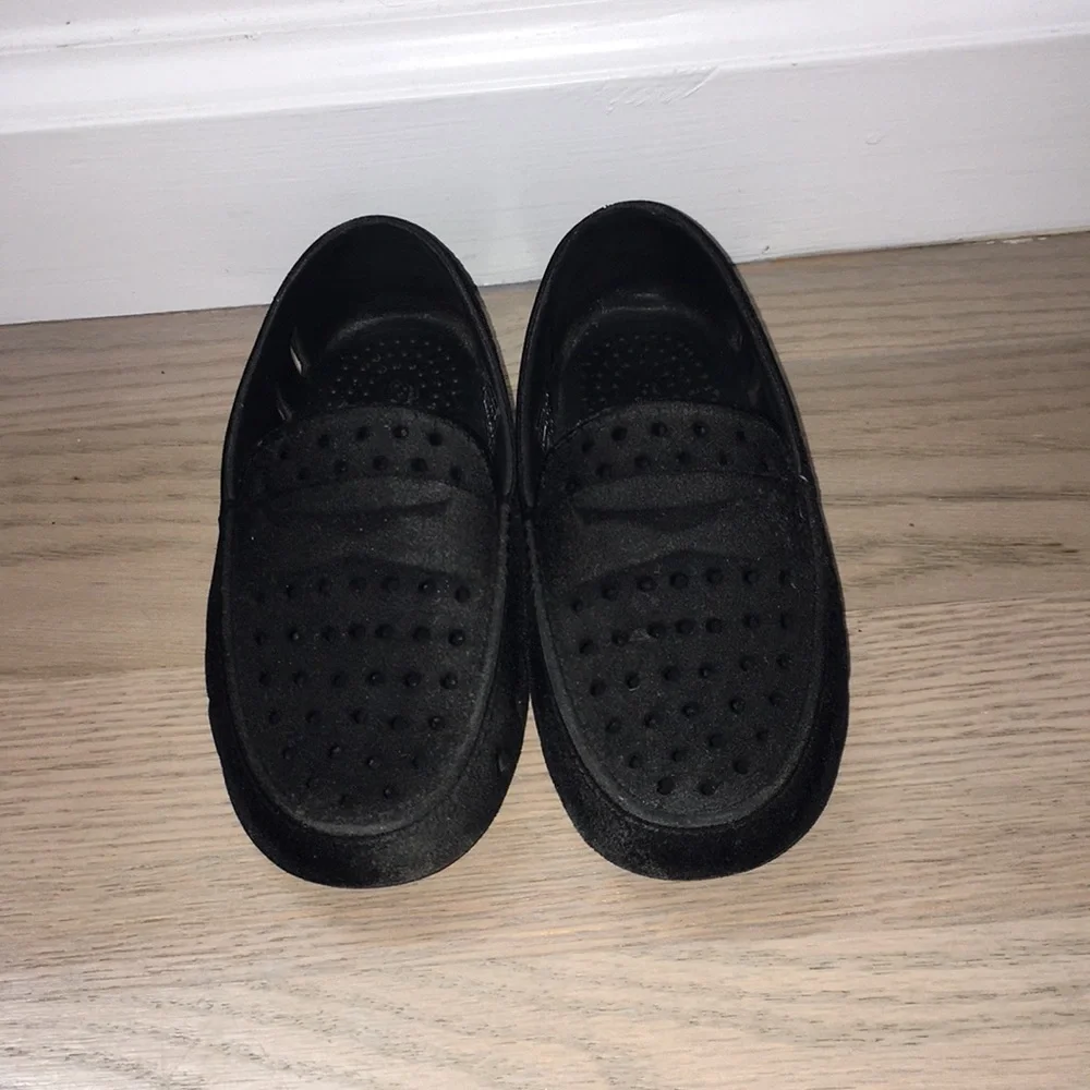 Floafers Black Suede Size 10